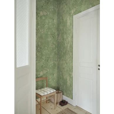S10605 Juni Green Sandberg Wallpaper interior1 kuva