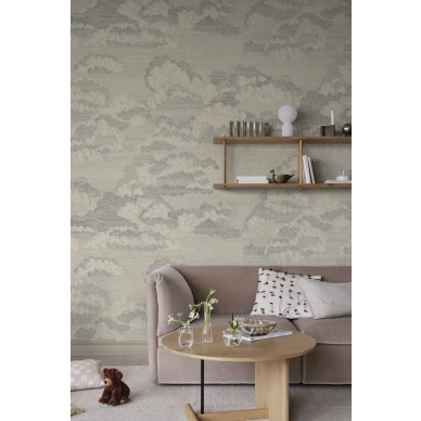 S10647 Bonnie Blue Sanderg Wallpaper interior2 1400x2100 0ff6d396 a2dc 443a b749 be8ca903de77 kuva