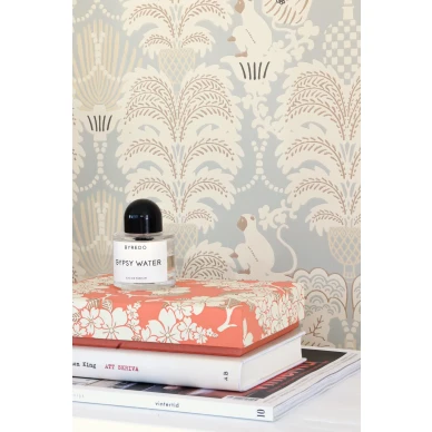 162 01 hello monkey B kuva