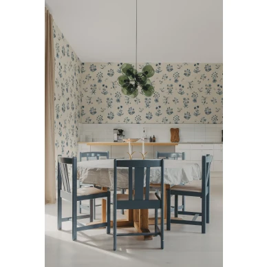 R22057 Timeless Flora Blue Rebel Walls interior2 kuva