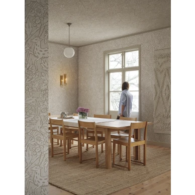 S10745_interior1 kuva