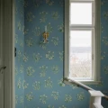 9953W_DitsyFlower_Roomshot_1_Staircase