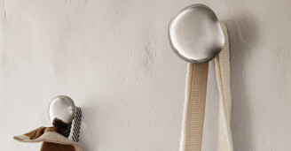 Iso koukku Chanterelle Ferm Living