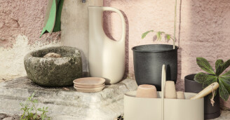 Kastelukannu vihersisustukseen Liba Ferm Living