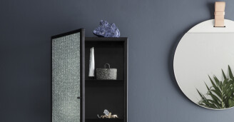 Kaytannolliset kalusteet kylpyhuoneeseen seinakaappi Haze Wall Cabinet Ferm Living