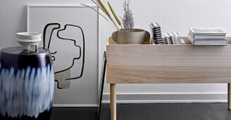 Pien kirjahylly olohuoneeseen Douve Book Stand Bloomingville