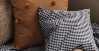 Sisustustyynyt makuuhuoneeseen Dot Tufted Cushion Ferm Living