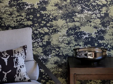 Into The Woods vihreasininen puutapetti Langelid von Bromssen